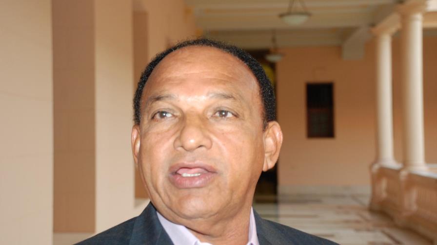 Empresarios del transporte  y autoridades sostienen reunión de trabajo