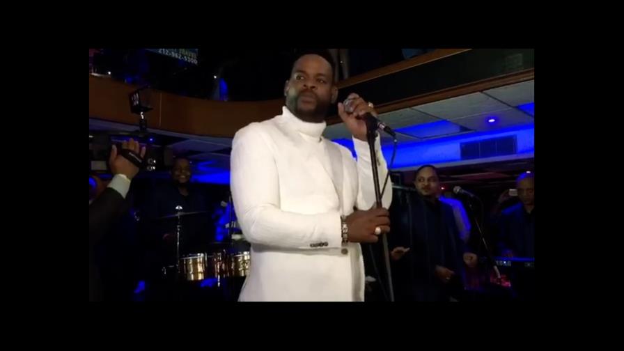 Dominicanos mantienen su apoyo al merengue y a la salsa en Nueva York