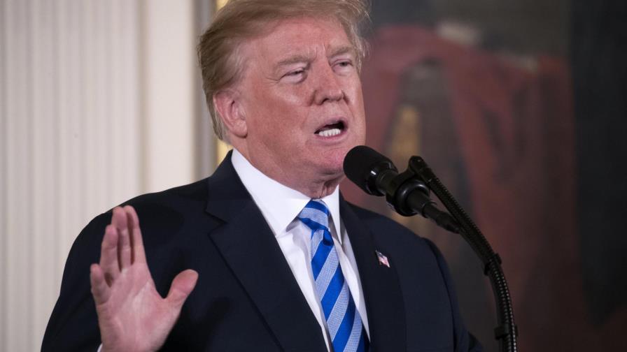 Trump ordena prohibir dispositivos que convierten armas en ametralladoras