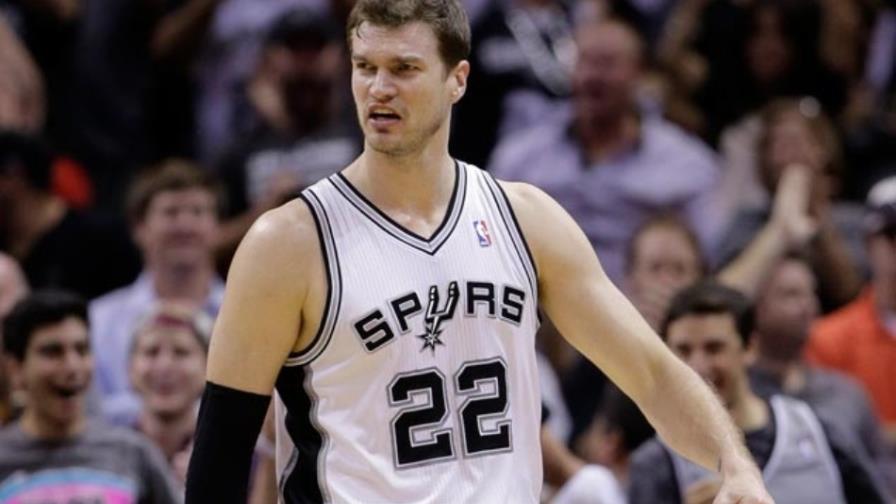 Tiago Splitter anuncia su retirada del baloncesto Tiago Splitter anuncia su retirada del baloncesto