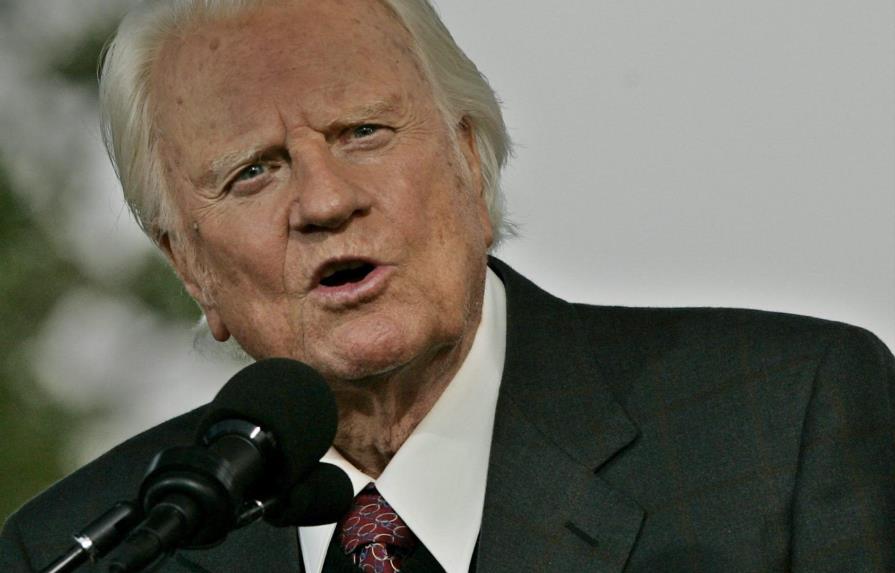 Donald Trump asegura que “no había nadie” como el pastor Billy Graham