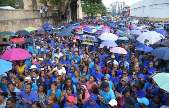 Profesores muestran el poder de convocatoria de su gremio