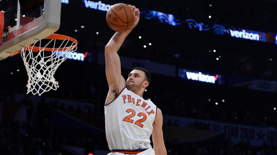 Nuevos jugadores de los Cavaliers se alistan para debut en casa