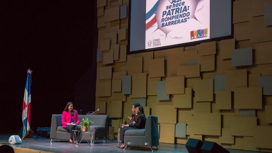 Colegio Bautista Cristiano presenta “Así se hace Patria” Colegio Bautista Cristiano presenta “Así se hace Patria”