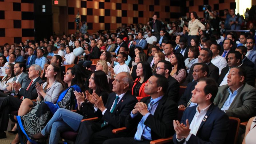 Abren iniciativa “Hablemos de todo RD” para tratar los temas de la juventud