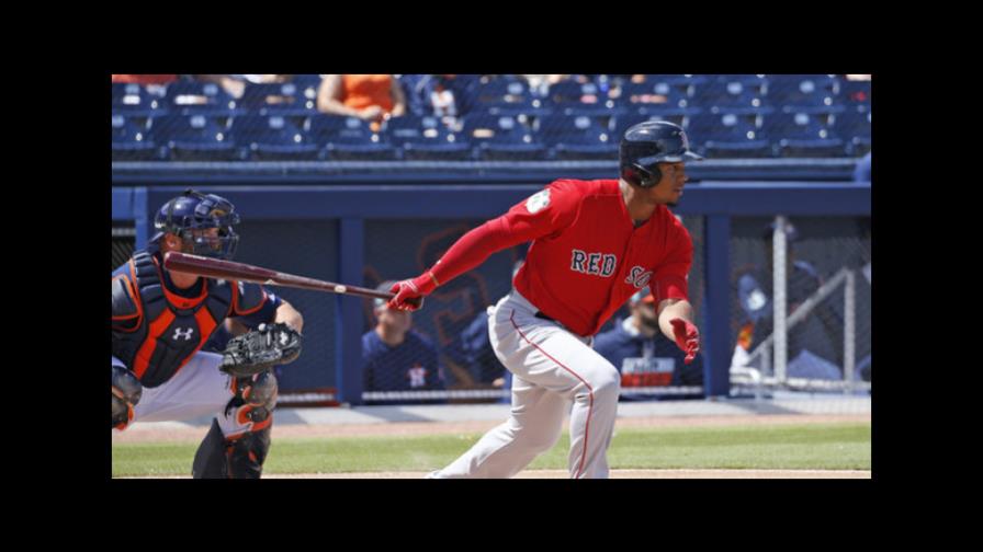  Marco Hernández con molestias en el hombro