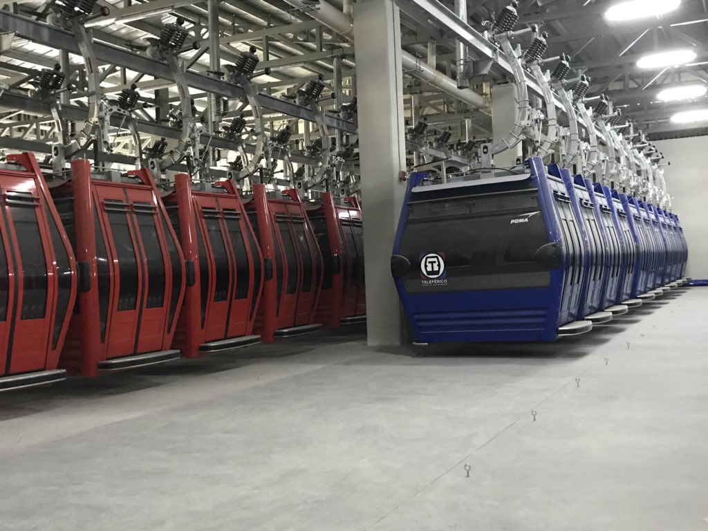 Cada cabina del Teleférico de Santo Domingo tiene capacidad para 10 personas.