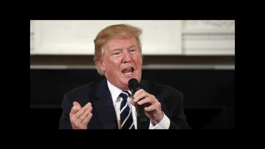 Trump culpa de nuevo a demócratas de no ayudar a los jóvenes indocumentados 