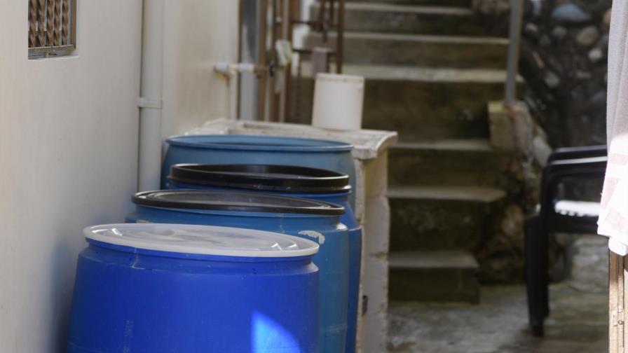 Falta agua en algunos sectores de Santiago