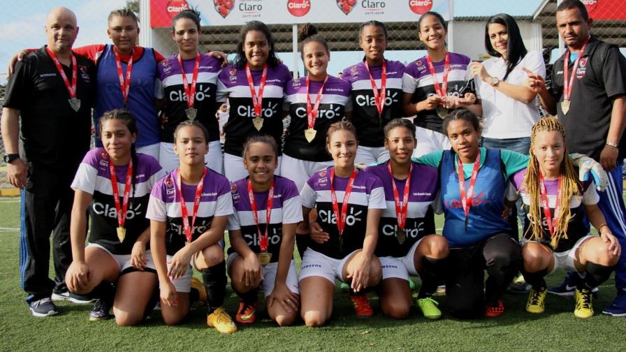 Luis Ernesto Gómez se coronó campeón en la etapa Cibaeña Copa Intercolegial de Futsal 