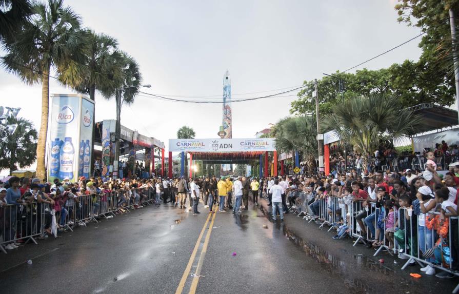 Lluvias frustran celebración del carnaval Santo Domingo 2018