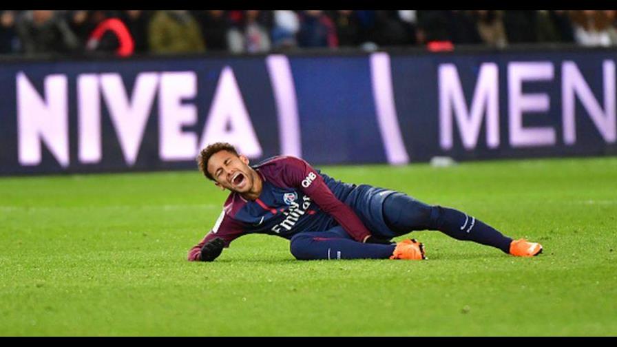 La lesión de Neymar deja en vilo al PSG a ocho días del Real Madrid