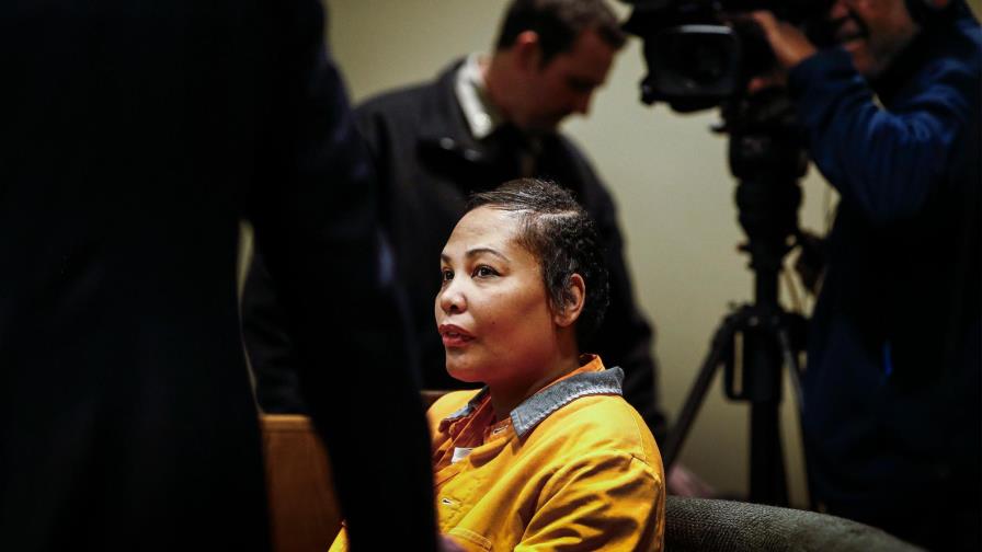 Mujer se declara inocente de asesinato de ex jugador de NBA