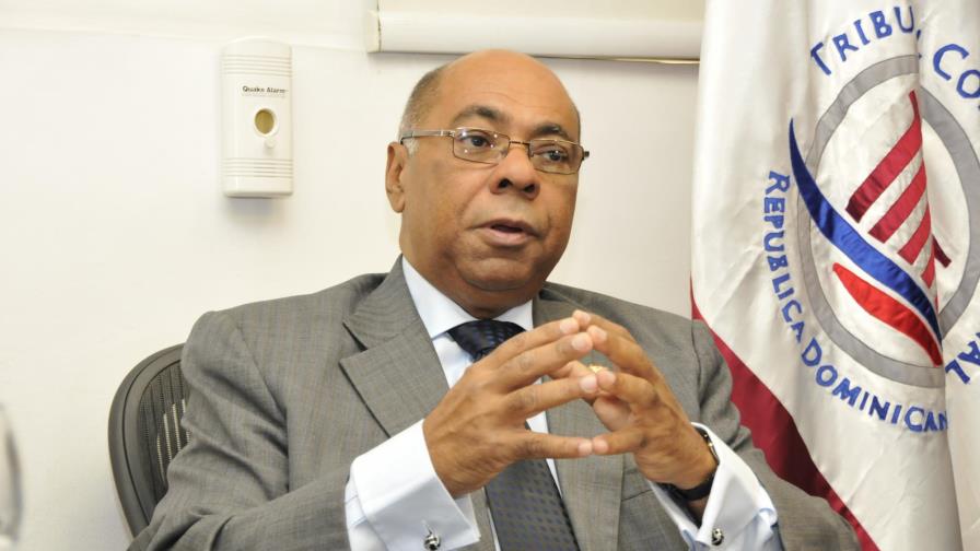 El TC invoca el espíritu patriótico por peligros que acechan la nación