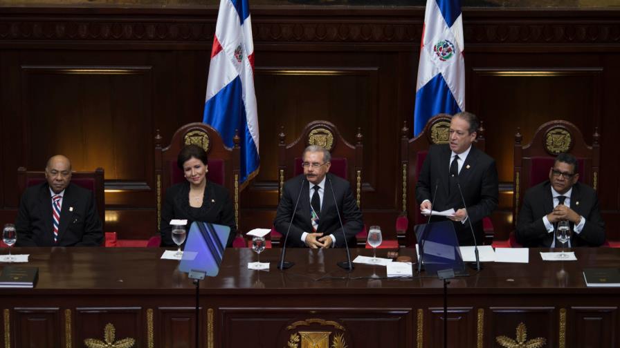 Medina dice más de un millón de dominicanos han salido de la pobreza 