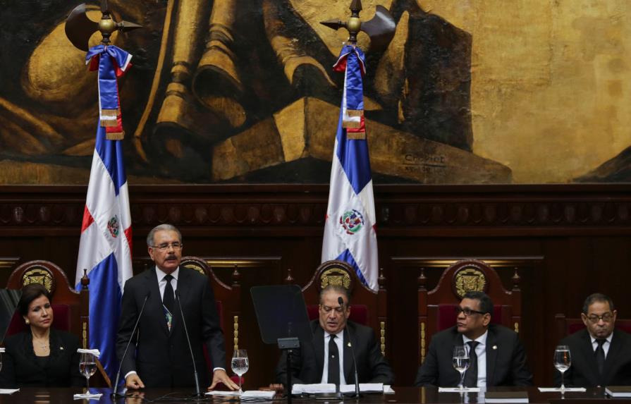 Danilo Medina: “Ojalá” en el próximo discurso no haya apagones