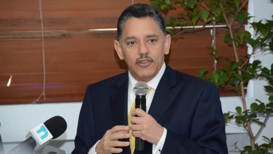 Ricardo Taveras cuestiona políticas migratorias planteadas por el presidente Medina