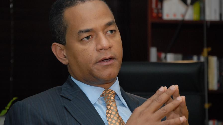 Julio César Valentín ve positivo y optimista para Santiago discurso presidente?