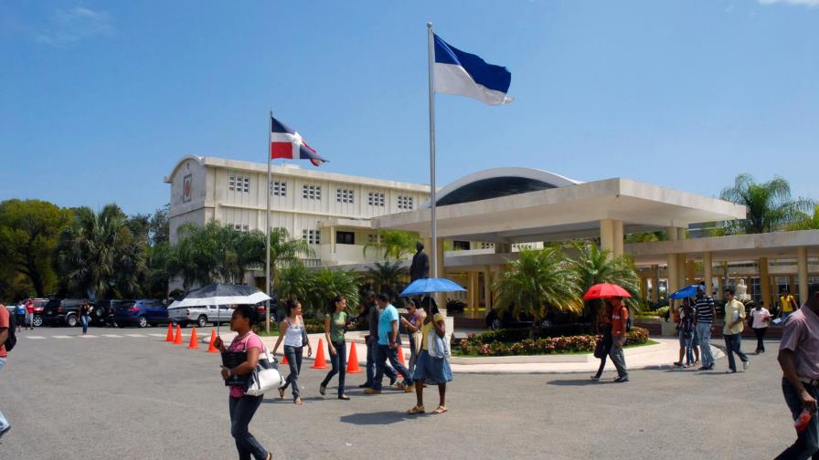 UASD impartirá el examen nacional único para aspirantes a Residencias Médicas