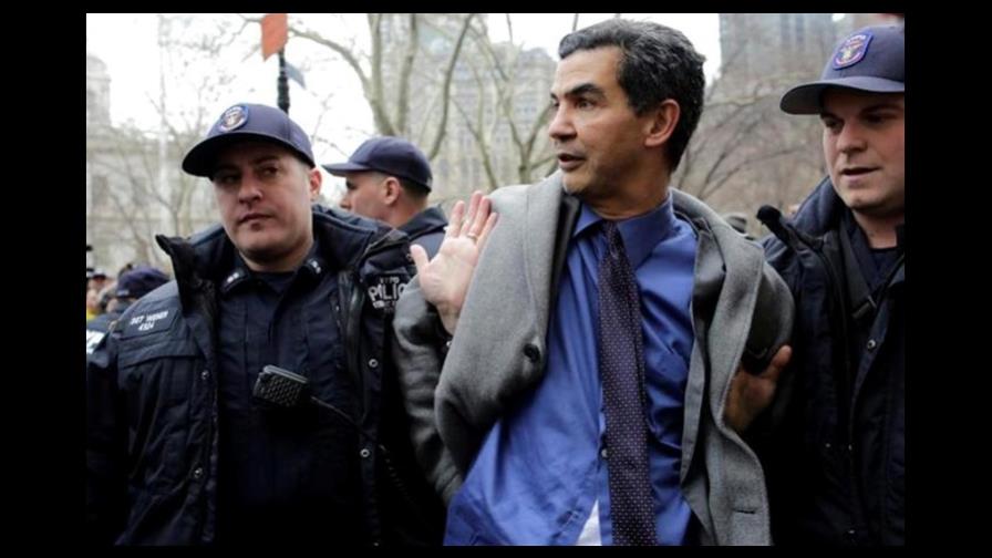 Retiran cargos penales contra concejal dominicano que protestó en Nueva York