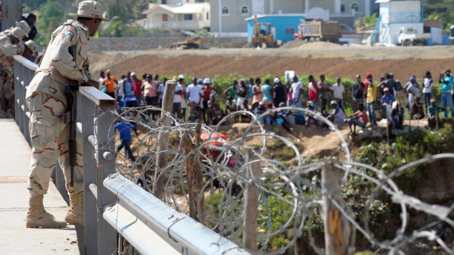 Abinader propone envíen a ocho mil soldados a la frontera
