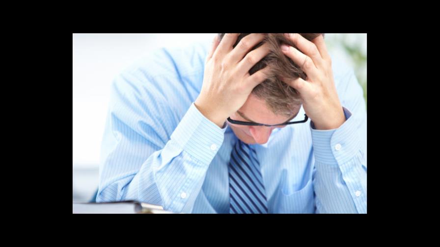 Terminé un matrimonio tóxico y quiero alejarme, ¿cómo hago? 
Ahora llora y está deprimido...