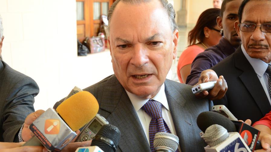 No hay contratos para ilegales