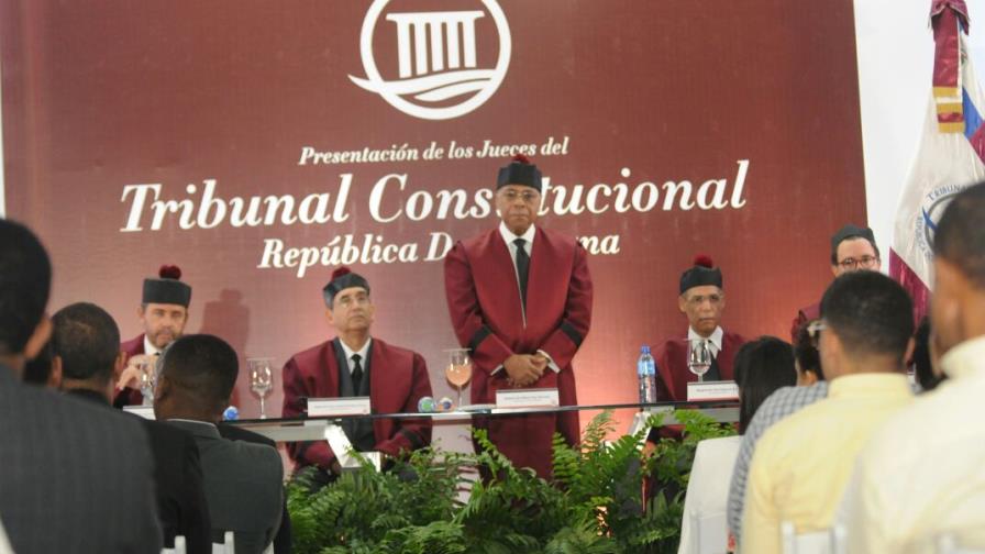 Juez del Tribunal Constitucional ve con preocupación migración ilegal haitiana