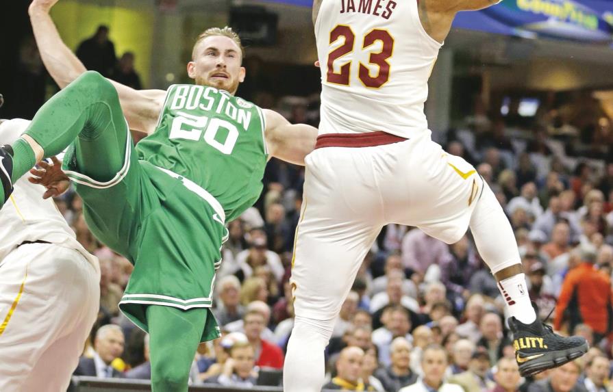 Gordon Hayward baja para los Celtics; lo confirma Brad Stevens