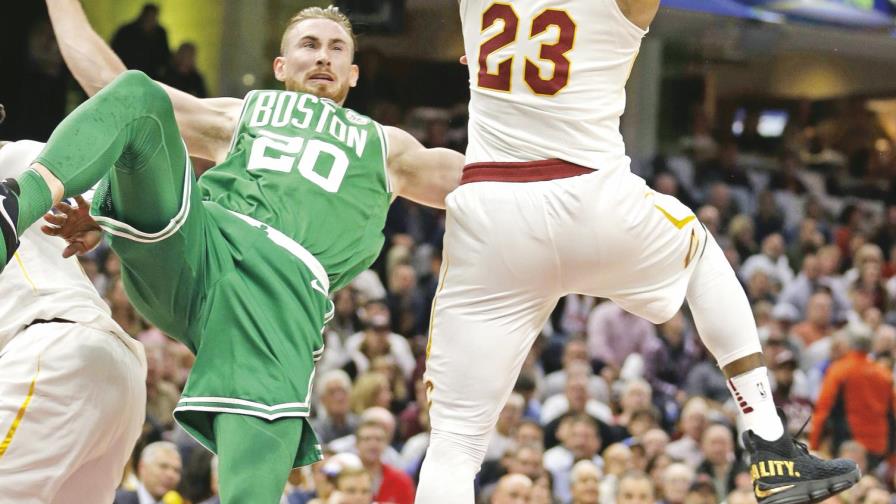 Gordon Hayward baja para los Celtics; lo confirma Brad Stevens