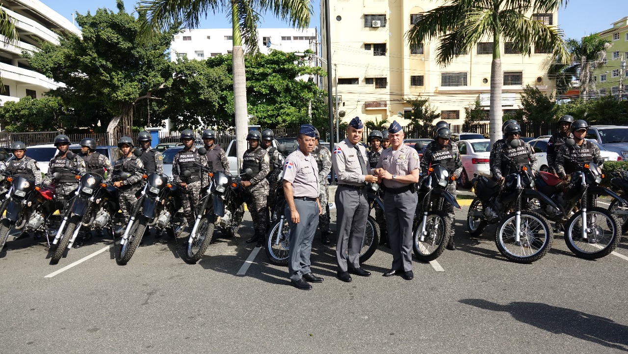 Entrega de motocicletas 