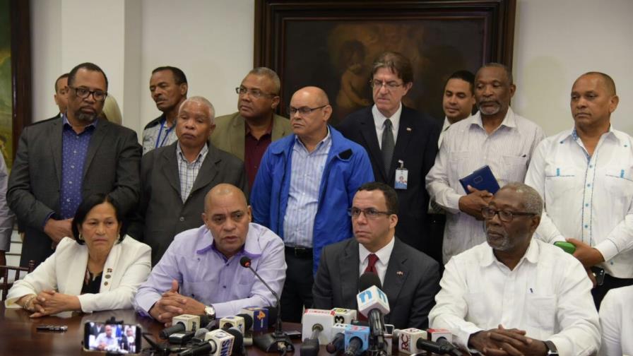 ADP y Ministerio de Educación esperarán fallo de la justicia sobre designación de directores