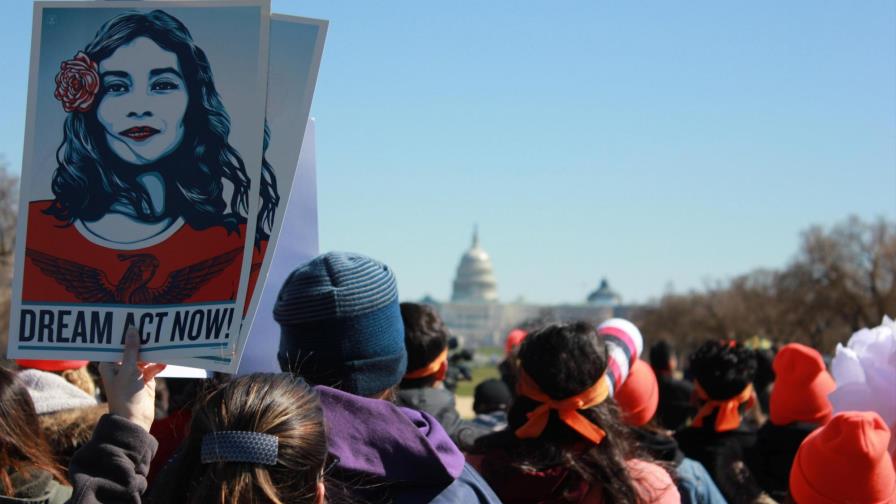 Los “soñadores” afrontan con angustia el futuro de DACA tras este 5 de marzo