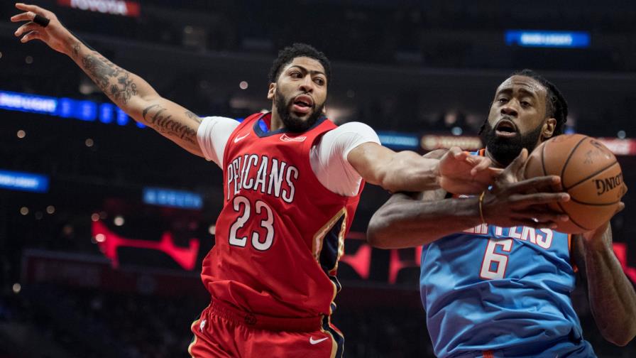 Los Warriors llegan a 50 victorias con gran actuación de Curry