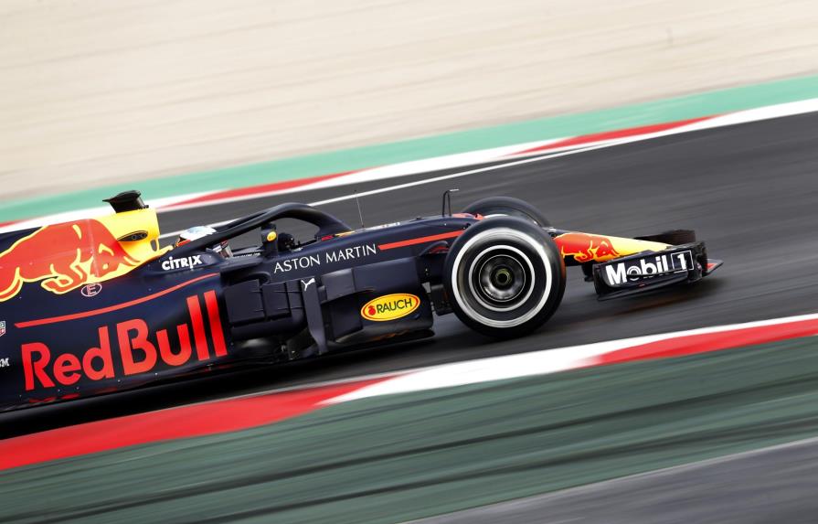 Daniel Ricciardo bate récord en pruebas de Fórmula 1 en España