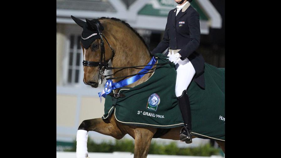 Yvonne Losos clasifica para Copa Mundial de Adiestramiento