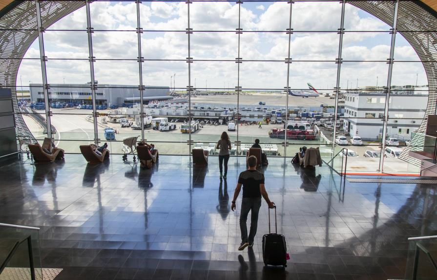 Francia privatizará sus aeropuertos