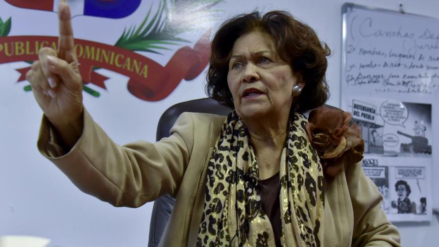 La Defensora del Pueblo pide rescatar los monumentos