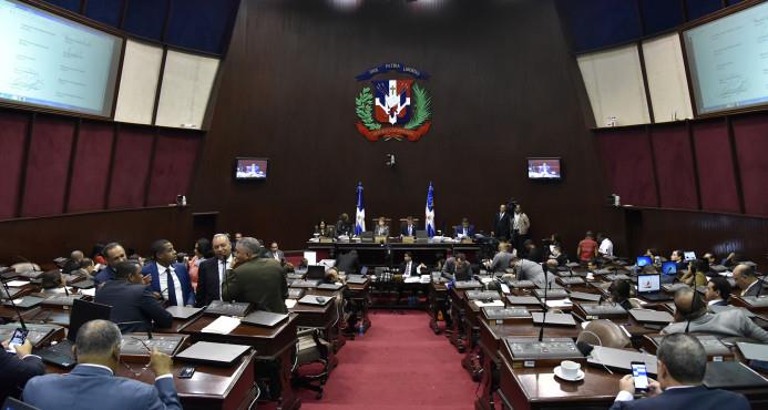 Cámara de Diputados escoge miembros de comisión estudiará Ley de Partidos y la del Régimen Electoral