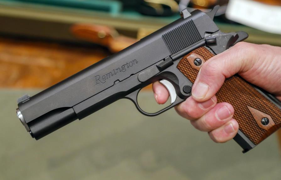 Cámara baja aprueba ley contra armas en Florida y pasa a firma del gobernador 