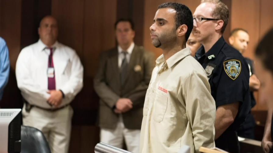 Abogado de dominicano acusado de asesinar musulmanes dice policías le plantaron arma 