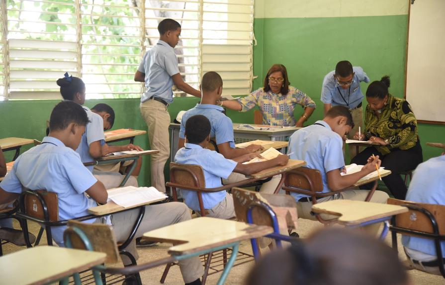 La ADP ratifica tregua para no afectar el año escolar