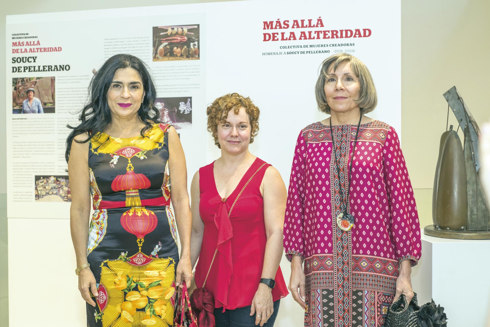 Miriam Calzada, Irene Sierra Carreño y Guadalupe Casasnovas.