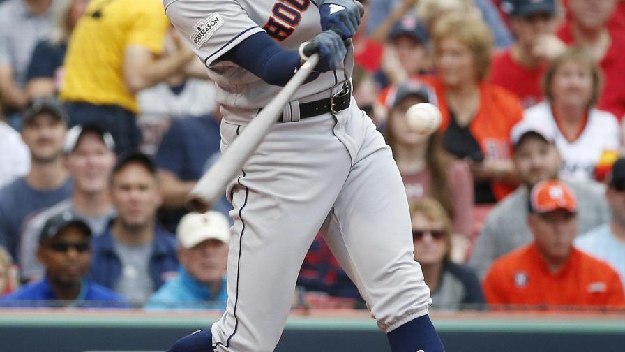 Astros de Houston renuevan contratos con Correa y Bregman