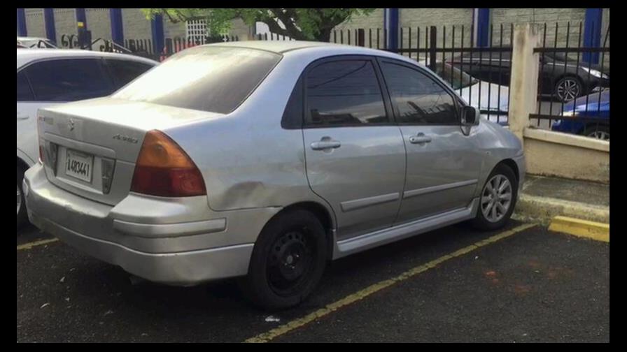 Recuperan carro donde se presume trasladaron cadáver de Emely Peguero Recuperan carro donde se presume trasladaron cadáver de Emely Peguero