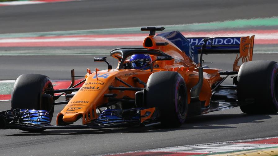 Nuevo Motor, mismos problemas para McLaren
