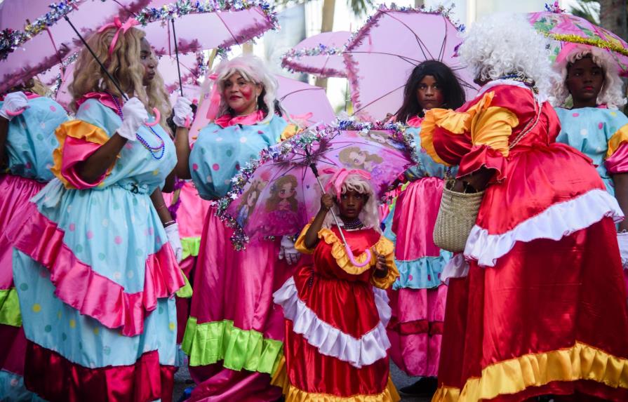 Con un sol radiante se celebró el Carnaval de Santo Domingo 2018