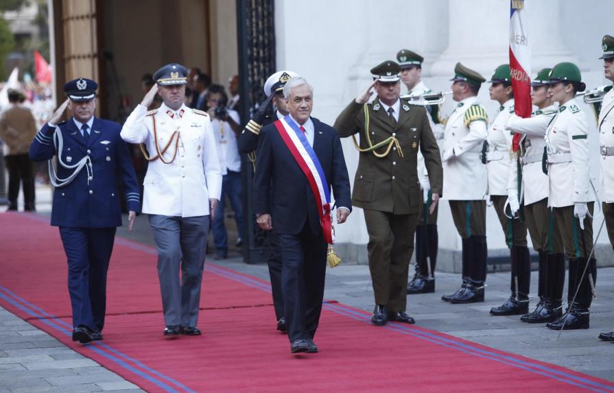 Piñera anuncia plan nacional por la infancia en su primer acto presidencial 