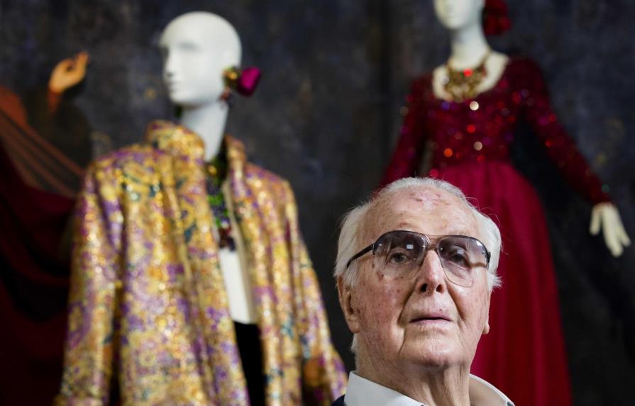 Muere Givenchy, una leyenda de la alta costura 