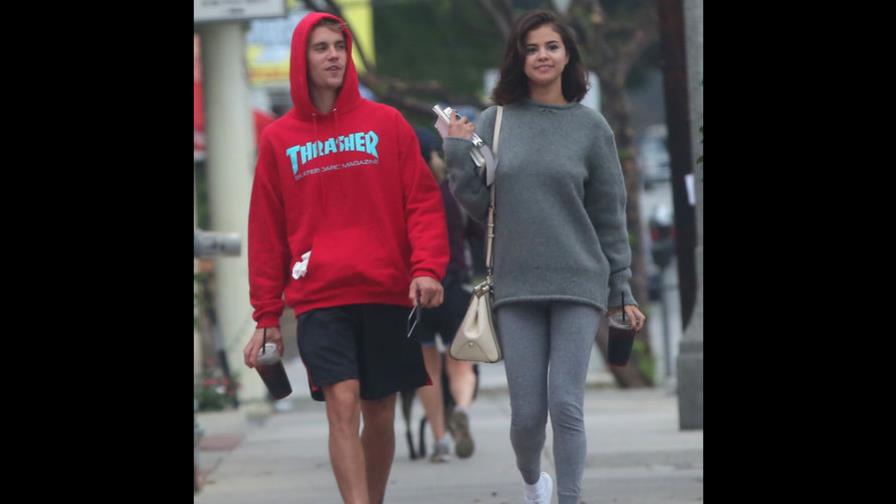 Captan a Justin Bieber en su lujoso automóvil tras nueva ruptura de Selena Gómez Captan a Justin Bieber en su lujoso automóvil tras nueva ruptura de Selena Gómez